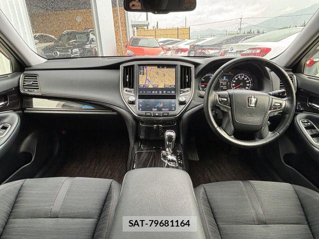 Toyota CROWN SEDAN 2015-12 6675495-1