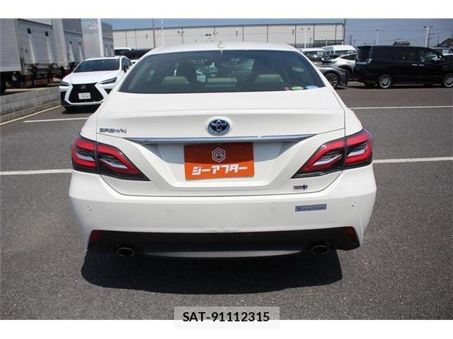 Toyota CROWN SEDAN 2019-04 6675491-11