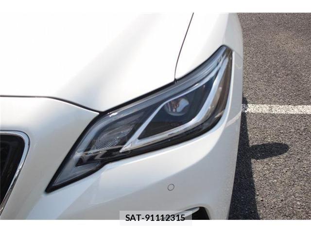 Toyota CROWN SEDAN 2019-04 6675491-15