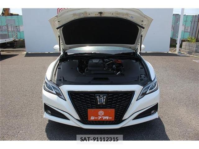 Toyota CROWN SEDAN 2019-04 6675491-28