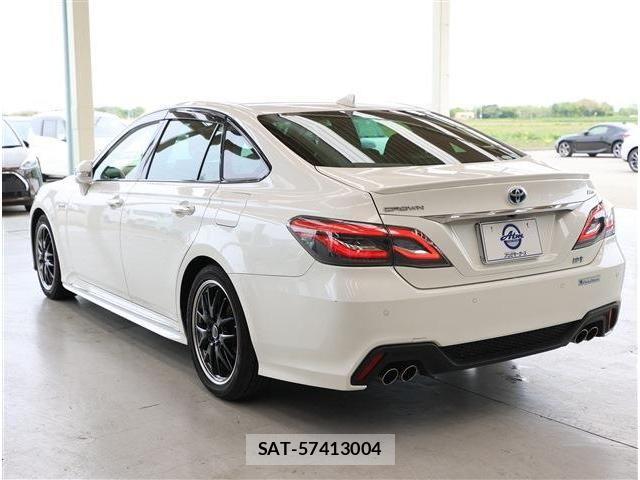 Toyota CROWN SEDAN 2019-01 6675484-22