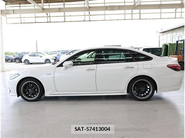 Toyota CROWN SEDAN 2019-01 6675484-23