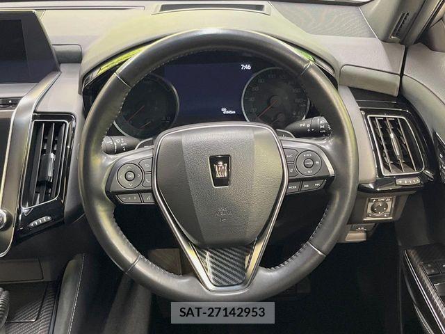 Toyota CROWN SEDAN 2018-07 6675479-12