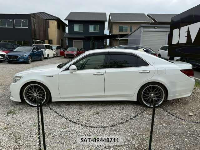 Toyota CROWN SEDAN 2014-03 6675501-18