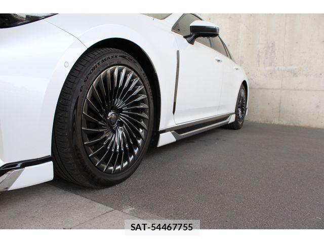 Toyota CROWN SEDAN 2024-10 6675476-9
