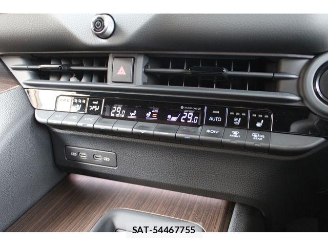 Toyota CROWN SEDAN 2024-10 6675476-16