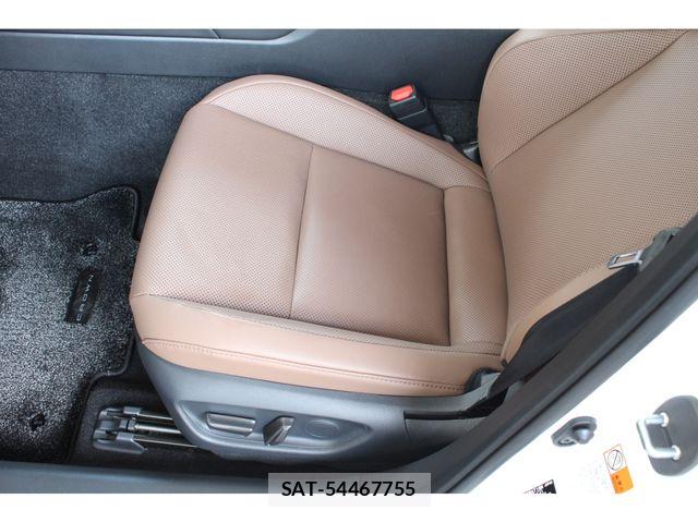 Toyota CROWN SEDAN 2024-10 6675476-21