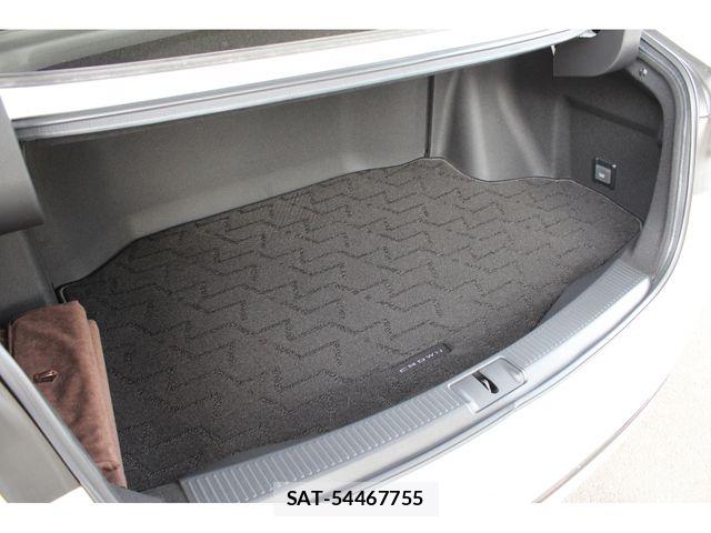 Toyota CROWN SEDAN 2024-10 6675476-29