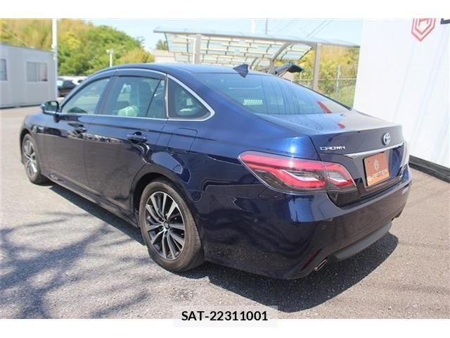 Toyota CROWN SEDAN 2019-04 6675490-10