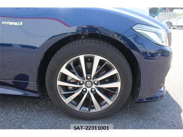 Toyota CROWN SEDAN 2019-04 6675490-19