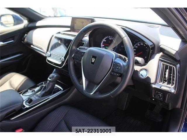 Toyota CROWN SEDAN 2019-04 6675490-26