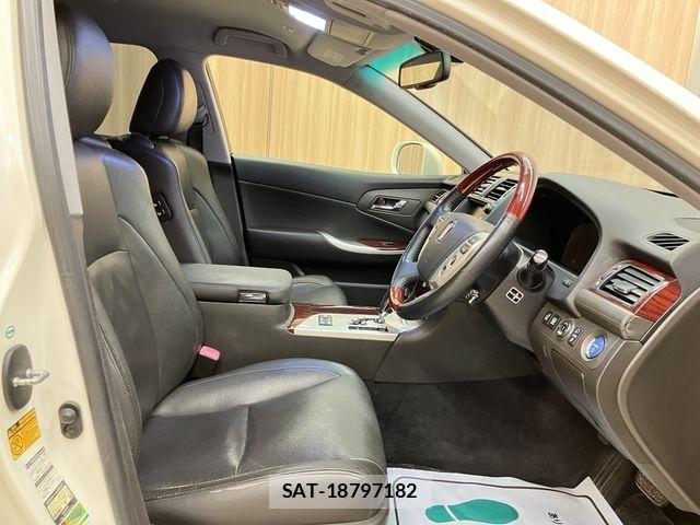 Toyota CROWN SEDAN 2012-11 6675503-20
