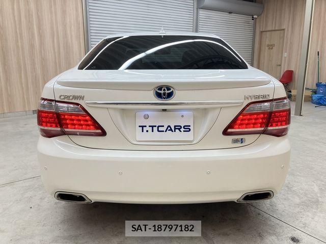 Toyota CROWN SEDAN 2012-11 6675503-26