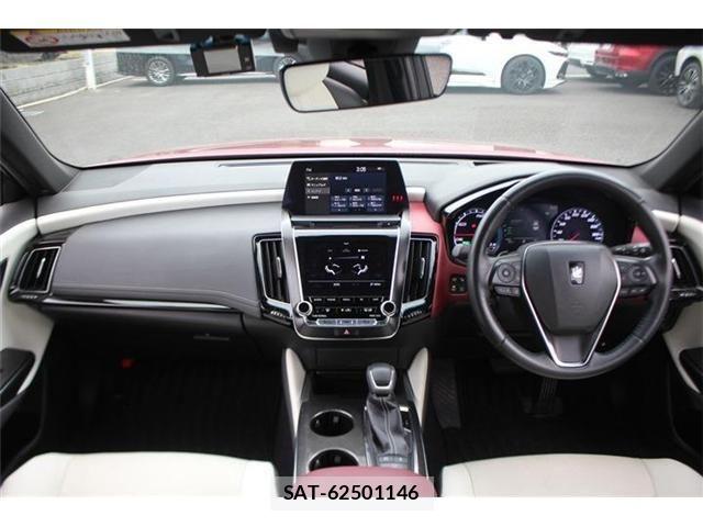Toyota CROWN SEDAN 2019-07 6675486-22