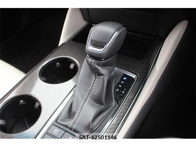 Toyota CROWN SEDAN 2019-07 6675486-26