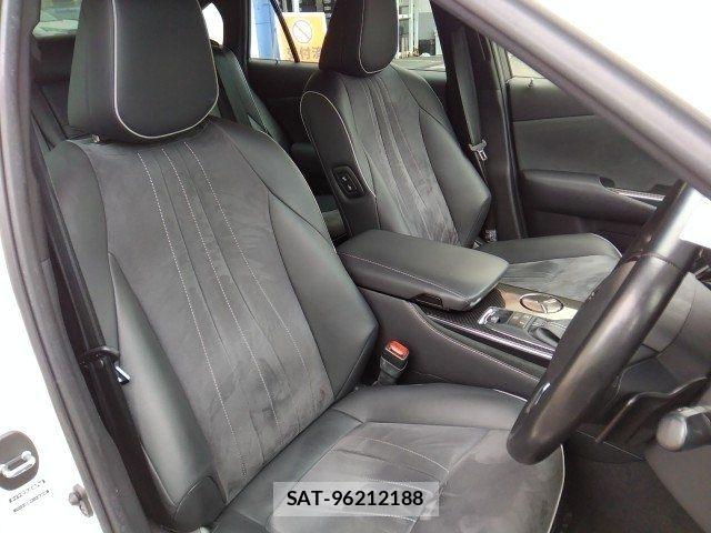 Toyota CROWN SEDAN 2019-08 6675487-10