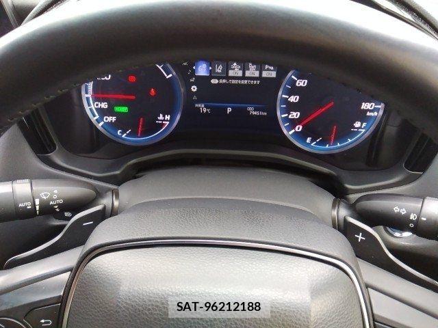 Toyota CROWN SEDAN 2019-08 6675487-14
