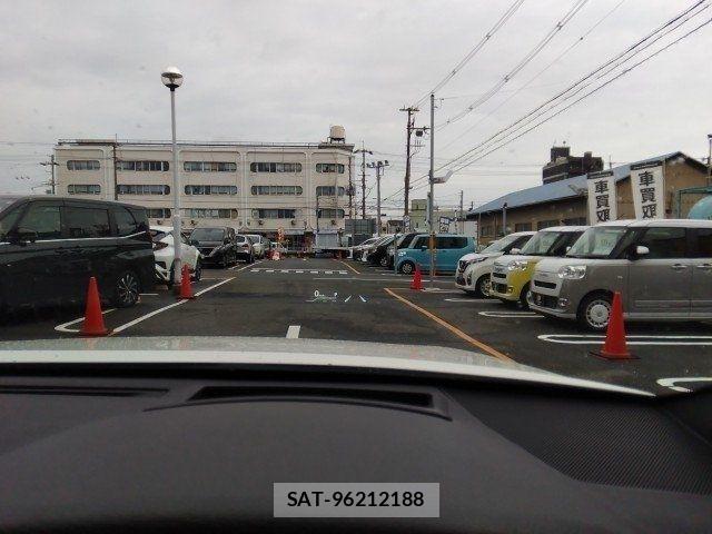 Toyota CROWN SEDAN 2019-08 6675487-19