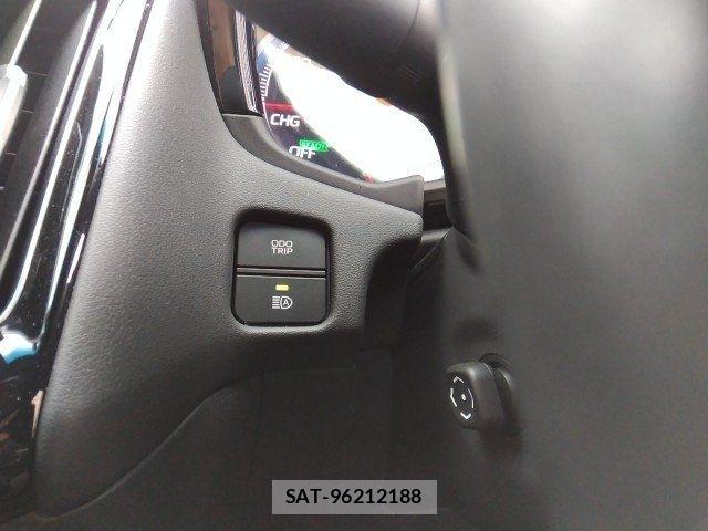 Toyota CROWN SEDAN 2019-08 6675487-25