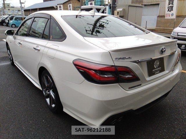 Toyota CROWN SEDAN 2019-08 6675487-8