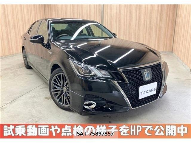 Toyota CROWN SEDAN 2018-03 6675489-0