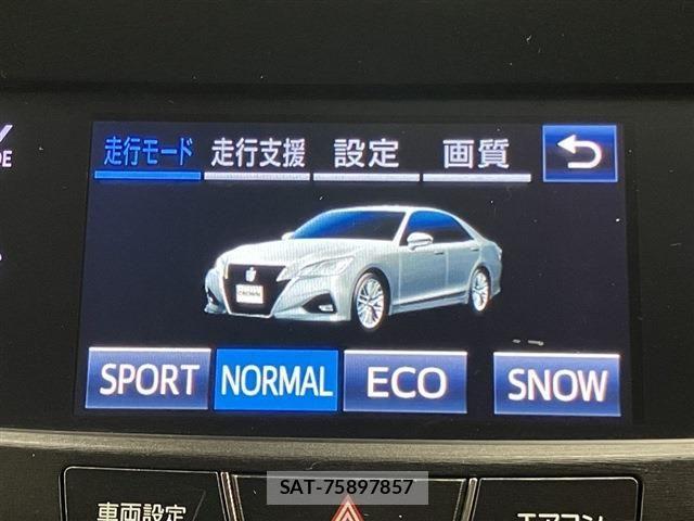 Toyota CROWN SEDAN 2018-03 6675489-12