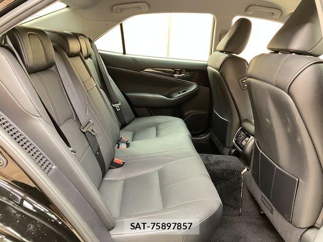Toyota CROWN SEDAN 2018-03 6675489-19