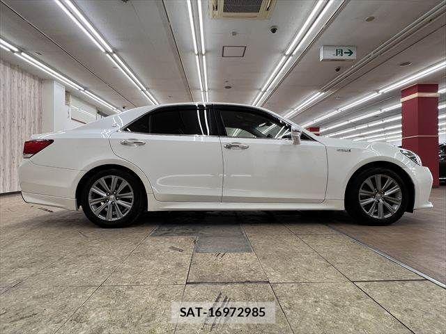 Toyota CROWN SEDAN 2016-12 6675493-15