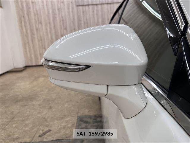 Toyota CROWN SEDAN 2016-12 6675493-25