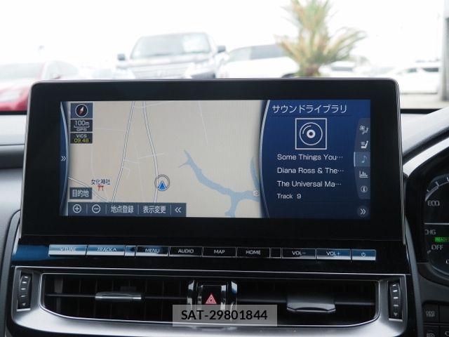 Toyota CROWN SEDAN 2021-12 6675478-14