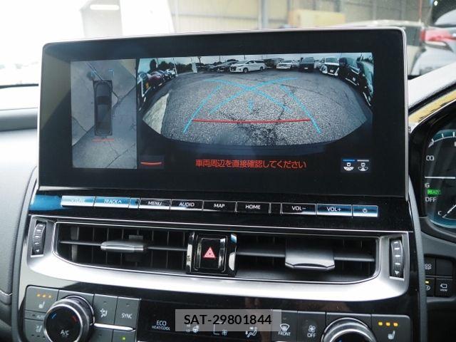 Toyota CROWN SEDAN 2021-12 6675478-15