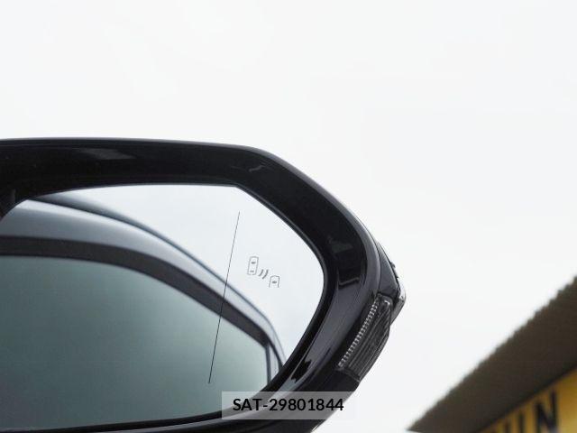 Toyota CROWN SEDAN 2021-12 6675478-18