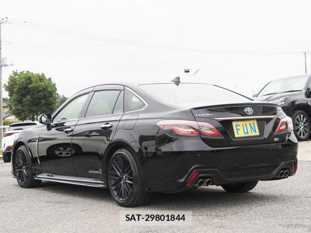Toyota CROWN SEDAN 2021-12 6675478-5