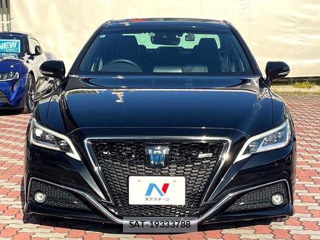 Toyota CROWN SEDAN 2019-08 6675482-13