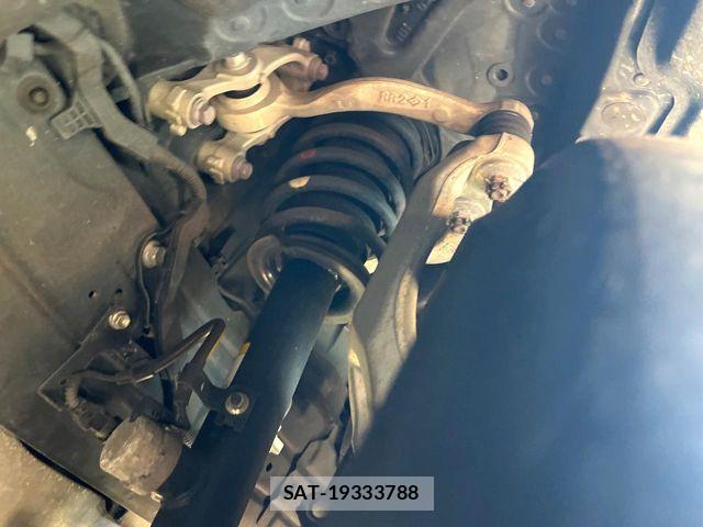Toyota CROWN SEDAN 2019-08 6675482-19