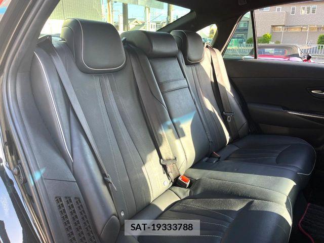 Toyota CROWN SEDAN 2019-08 6675482-8