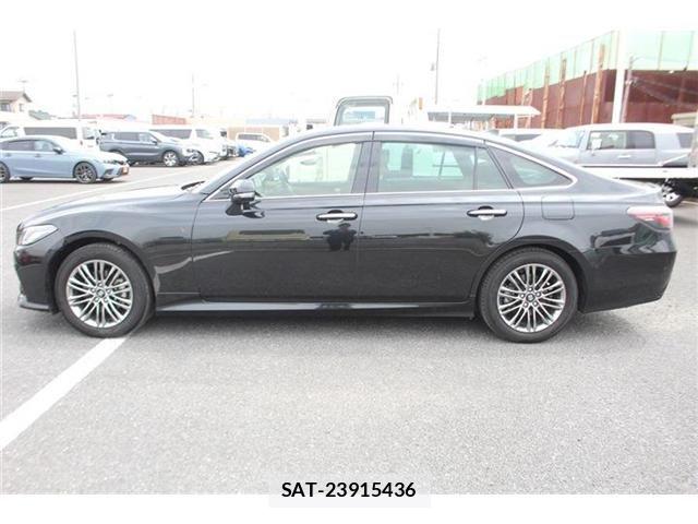 Toyota CROWN SEDAN 2021-01 6690964-10