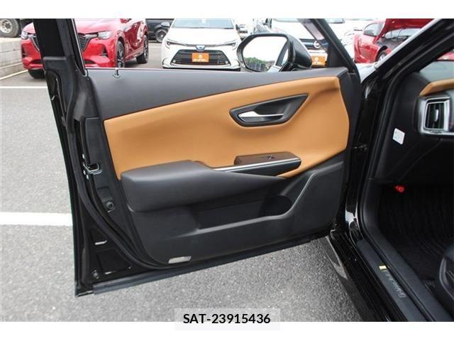Toyota CROWN SEDAN 2021-01 6690964-24