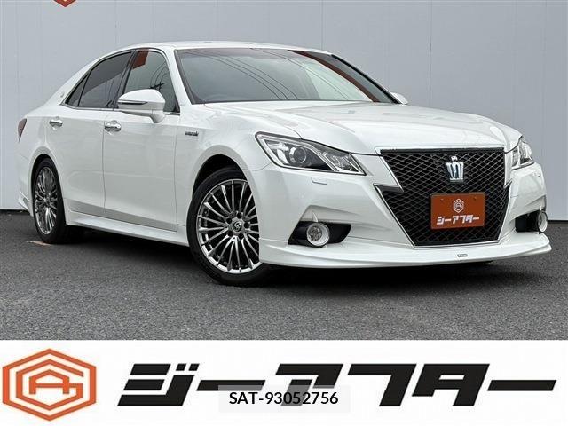 Toyota CROWN SEDAN 2013-02 6690970-0