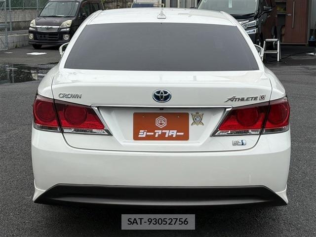 Toyota CROWN SEDAN 2013-02 6690970-9