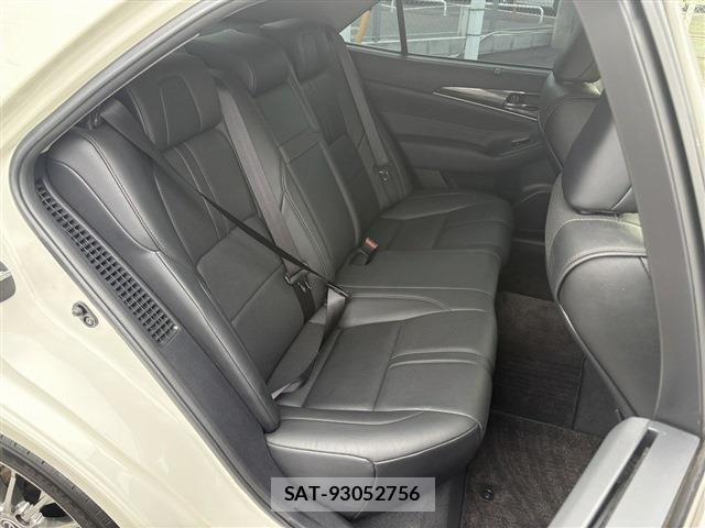 Toyota CROWN SEDAN 2013-02 6690970-15