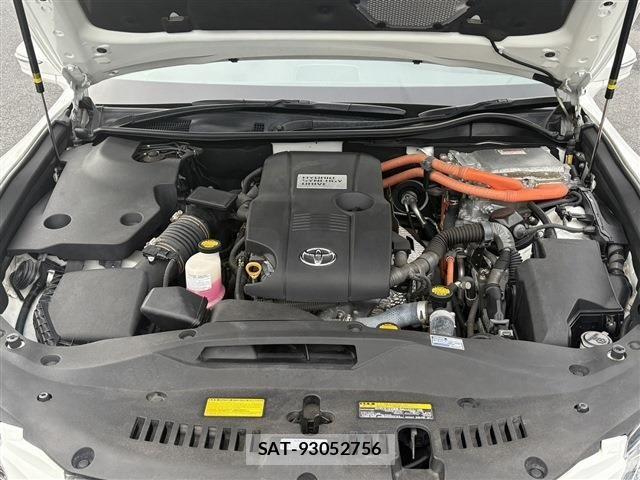 Toyota CROWN SEDAN 2013-02 6690970-19