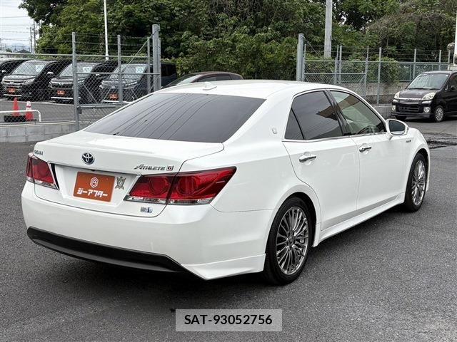 Toyota CROWN SEDAN 2013-02 6690970-21