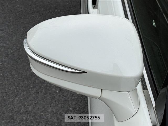 Toyota CROWN SEDAN 2013-02 6690970-28