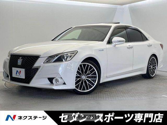 Toyota CROWN SEDAN 2013-06 6715937-0