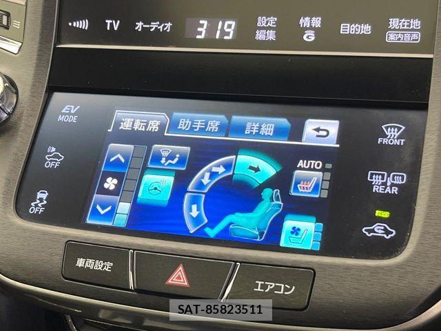 Toyota CROWN SEDAN 2013-06 6715937-6