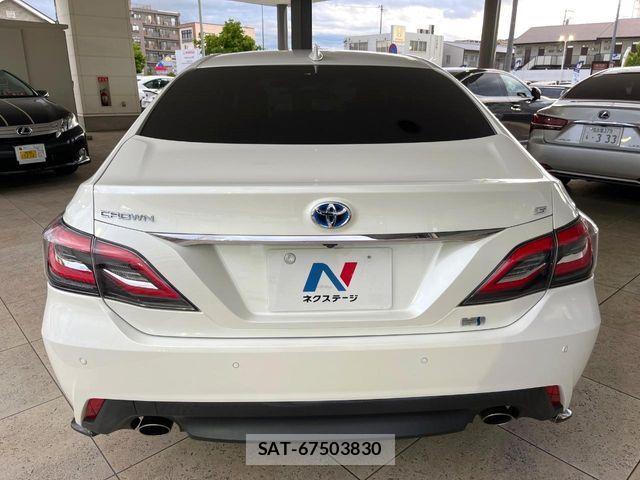 Toyota CROWN SEDAN 2019-09 6715933-14