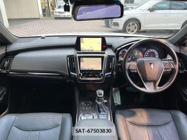 Toyota CROWN SEDAN 2019-09 6715933-1