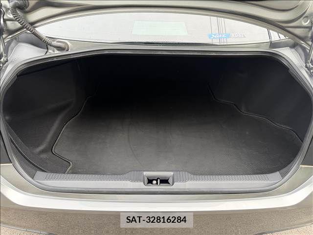 Toyota CROWN SEDAN 2021-11 6715929-10