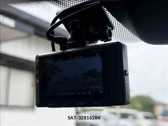 Toyota CROWN SEDAN 2021-11 6715929-15